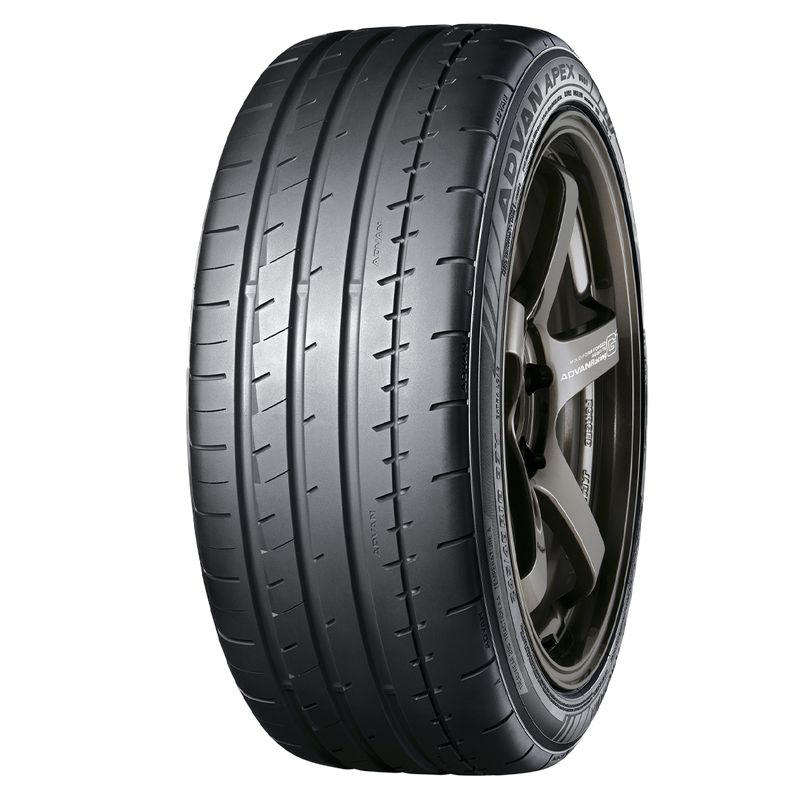 Yokohama 245/45R19 102Y | ADVAN Apex V601